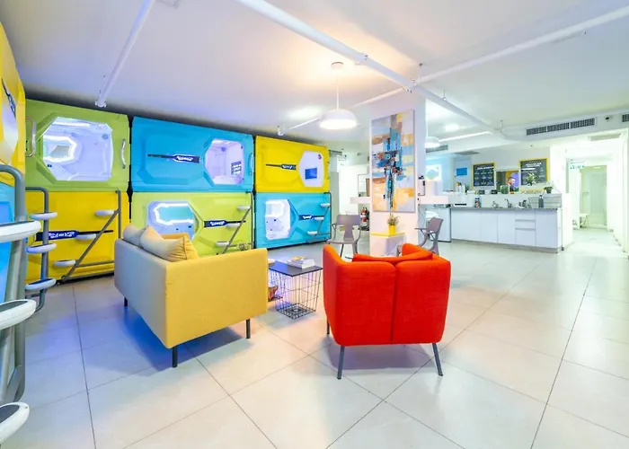 Capsule Inn