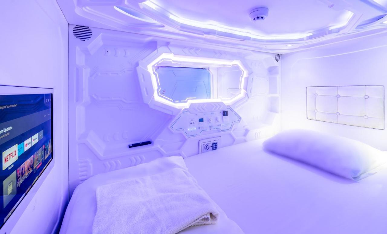 Capsule Хостел *